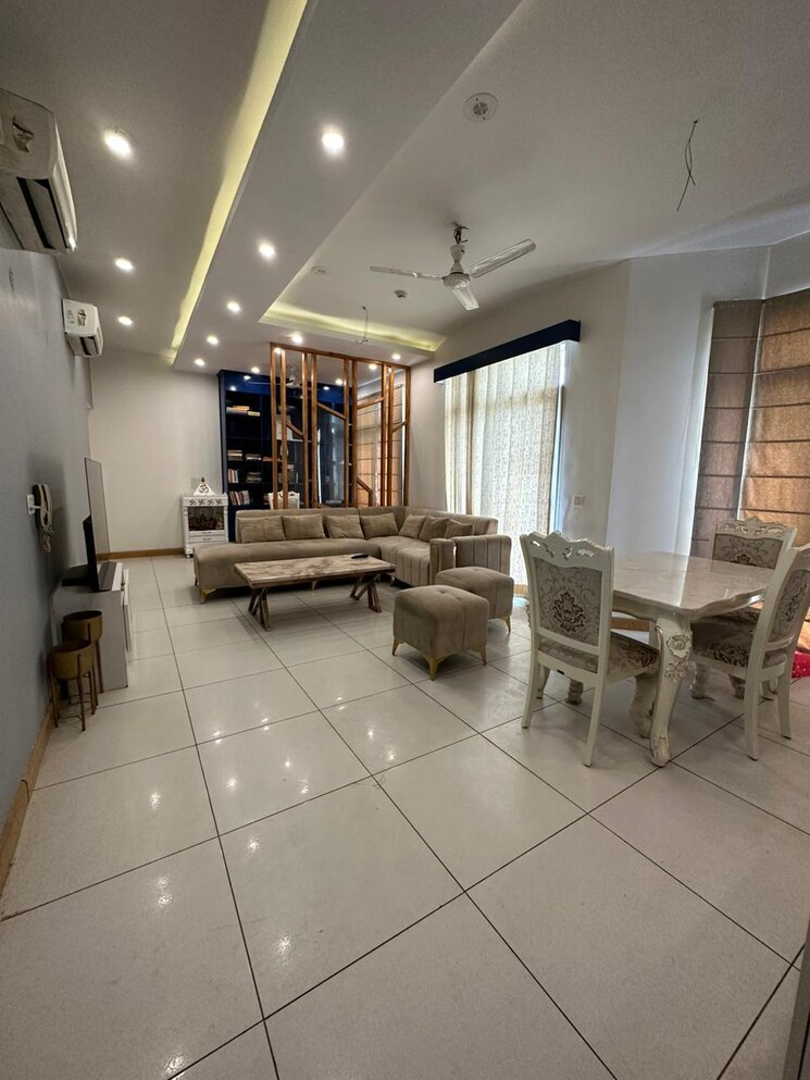 Living Room, jaypee-moon-court 2 Bedroom 1421 Sq.Ft. Apartment In Jaypee Greens Greater Noida 9067265