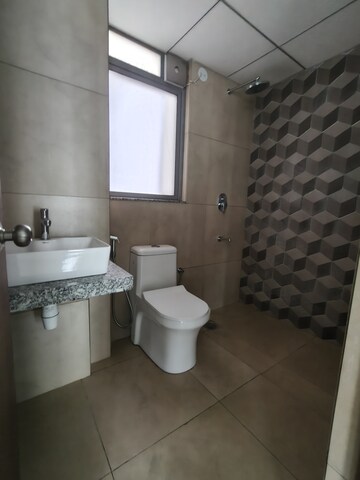 Bathroom in 2 BHK Apartment at Kalpataru Immensa, Kolshet Road – for Rent