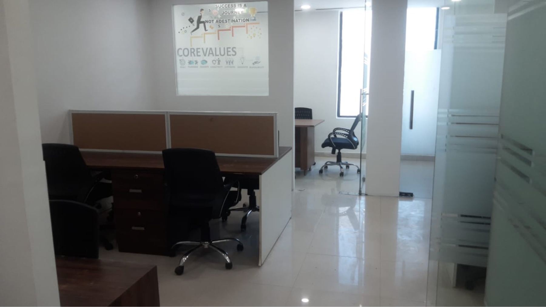 Office Space For Rent in JMD Megapolis
