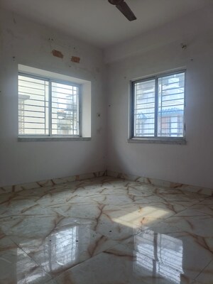 Room in 1 BHK Apartment at Kristi Villa, Chinar Park – for Sale