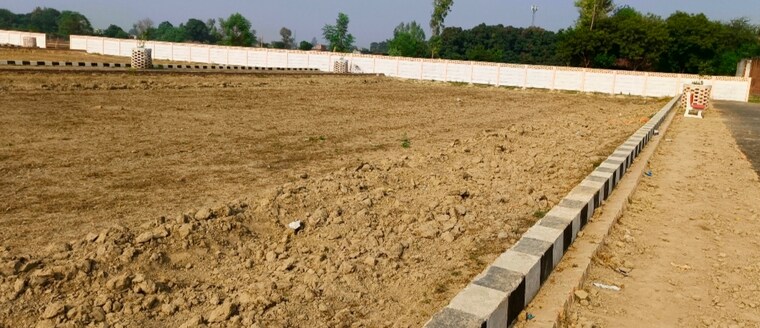 undefined, bakshi ka talab  1000 Sq.Ft. Plot In Bakshi Ka Talab Lucknow 9067275