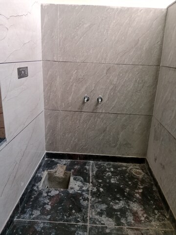 Bathroom in 1.5 BHK Independent House at Sector 18 – for Rent
