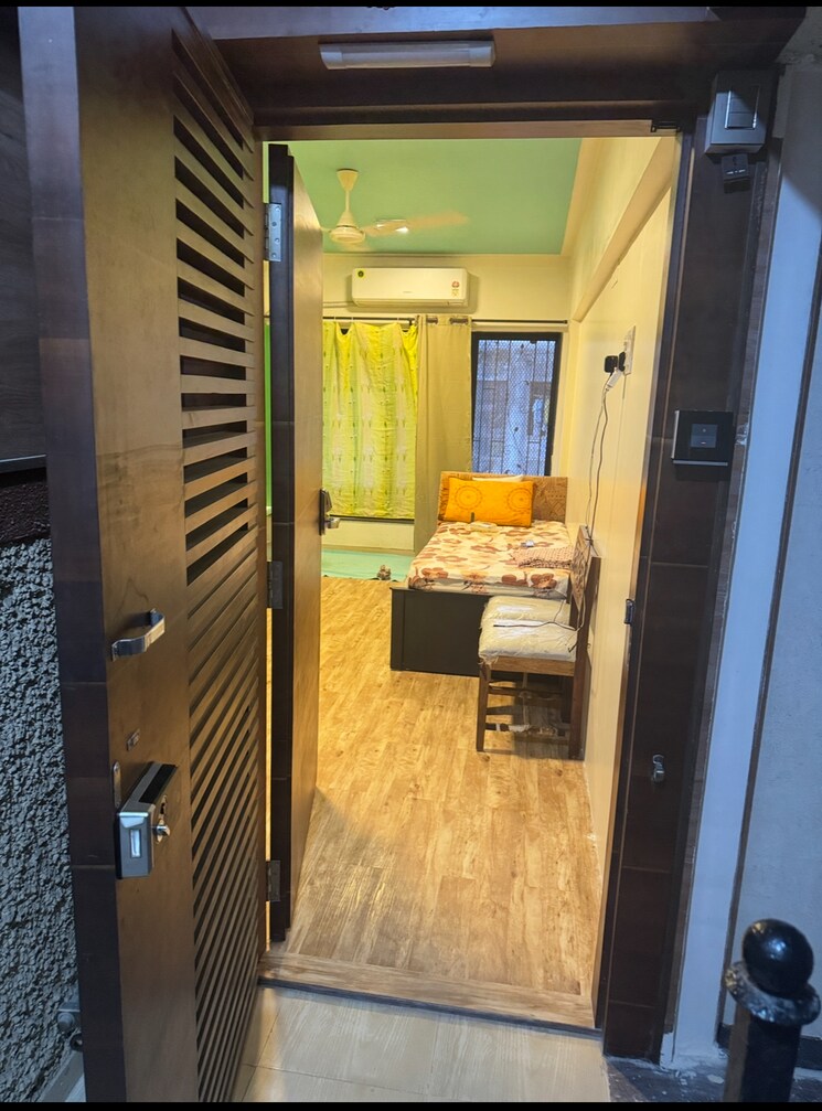 Room, mhada-layout-charkop 1 Bedroom 504 Sq.Ft. Apartment In Charkop   Sector 8 Mumbai 9067278