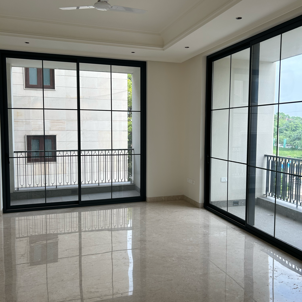 4 BHK + Pooja Room Builder Floor For Sale in Floor