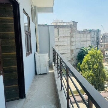 Balcony in 1 BHK Builder Floor at Saket – for Rent
