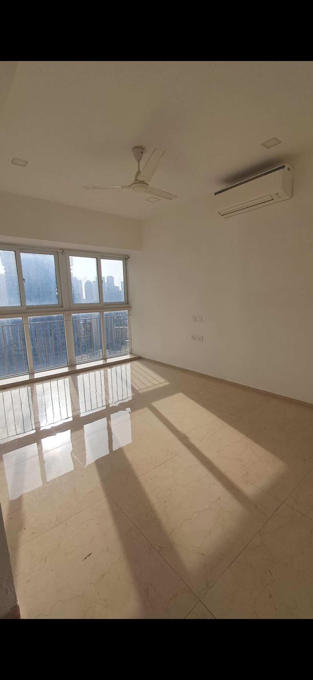 2 BHK + Pooja Room Apartment For Rent in Ruparel Ariana