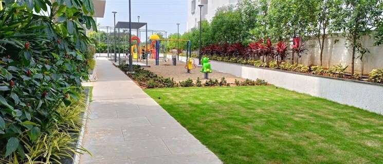 Garden, aryamitra-bay-hills 3 Bedroom 2610 Sq.Ft. Apartment In Narsingi Hyderabad 9067360