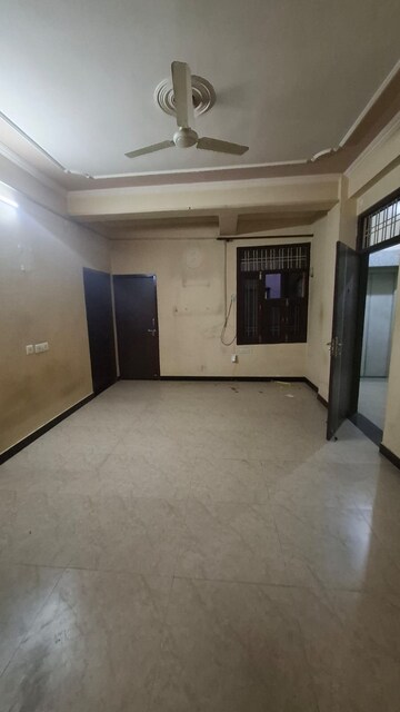 Room in 2 BHK Apartment at C Scheme – for Rent