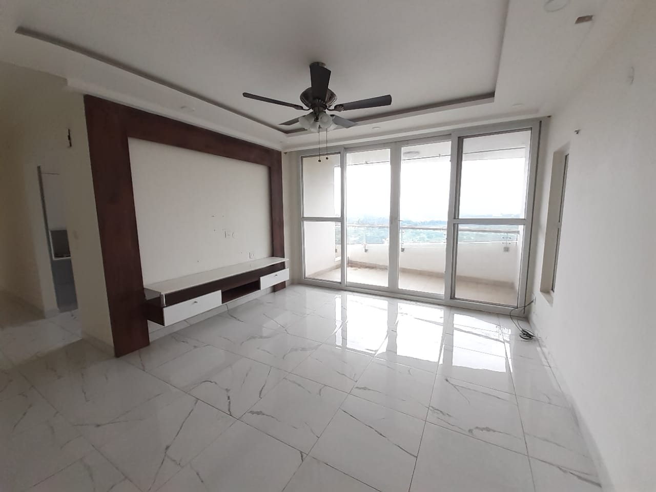 3 BHK Apartment For Rent in Mantri Lithos