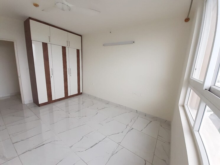 Room, mantri-lithos 3 Bedroom 1740 Sq.Ft. Apartment In Thanisandra Bangalore 9067372