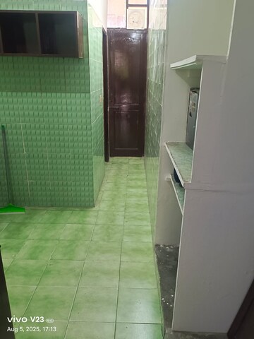Bathroom in 1 RK Villa at Sector 55 – for Rent