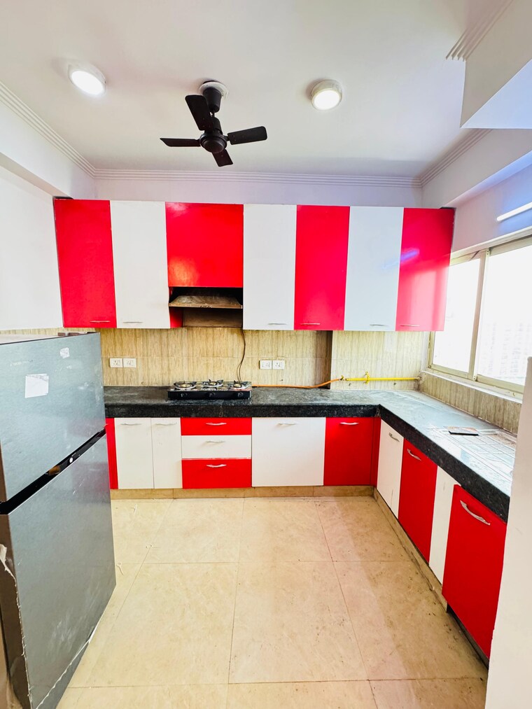 Kitchen, aims-golf-city 3.5 Bedroom 1550 Sq.Ft. Apartment In Sector 75 Noida 9067387