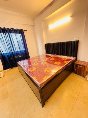 Bedroom in 3.5 BHK Apartment at Aims Golf City, Sector 75 – for Sale