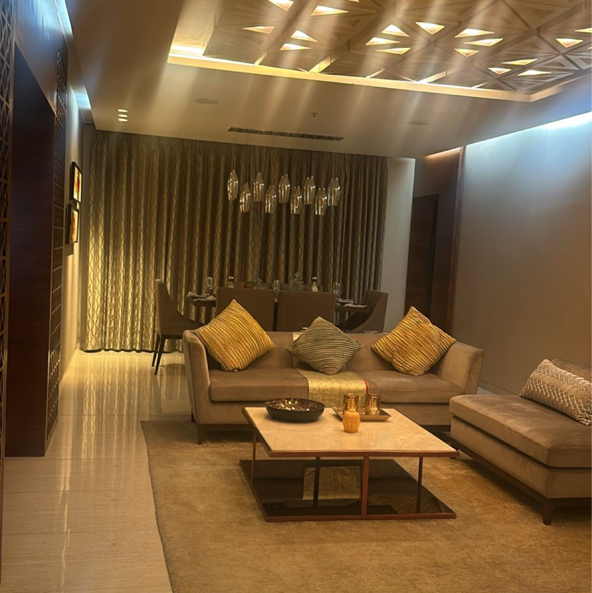 2 BHK + Pooja Room Apartment For Sale in Lodha Meridian