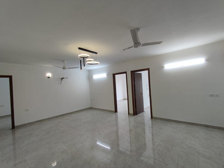 Room, uninav-utopia 4 Bedroom 2650 Sq.Ft. Apartment In Morti Ghaziabad 9067408