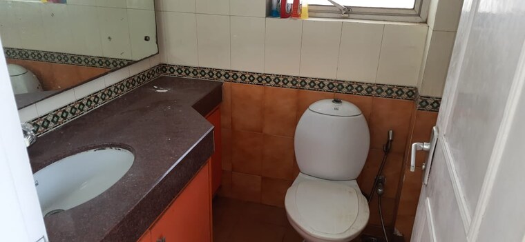 Bathroom, eros-wembley-estate 3 Bedroom 1379 Sq.Ft. Apartment In Sector 50 Gurgaon 9067407