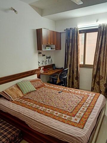 Bedroom in 2 BHK Apartment at Kanakia Spaces Sevens, Andheri East – for Rent