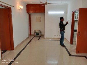 Furnished Amenities in 3 BHK Builder Floor at Ardee City, Sector 52 – for Sale