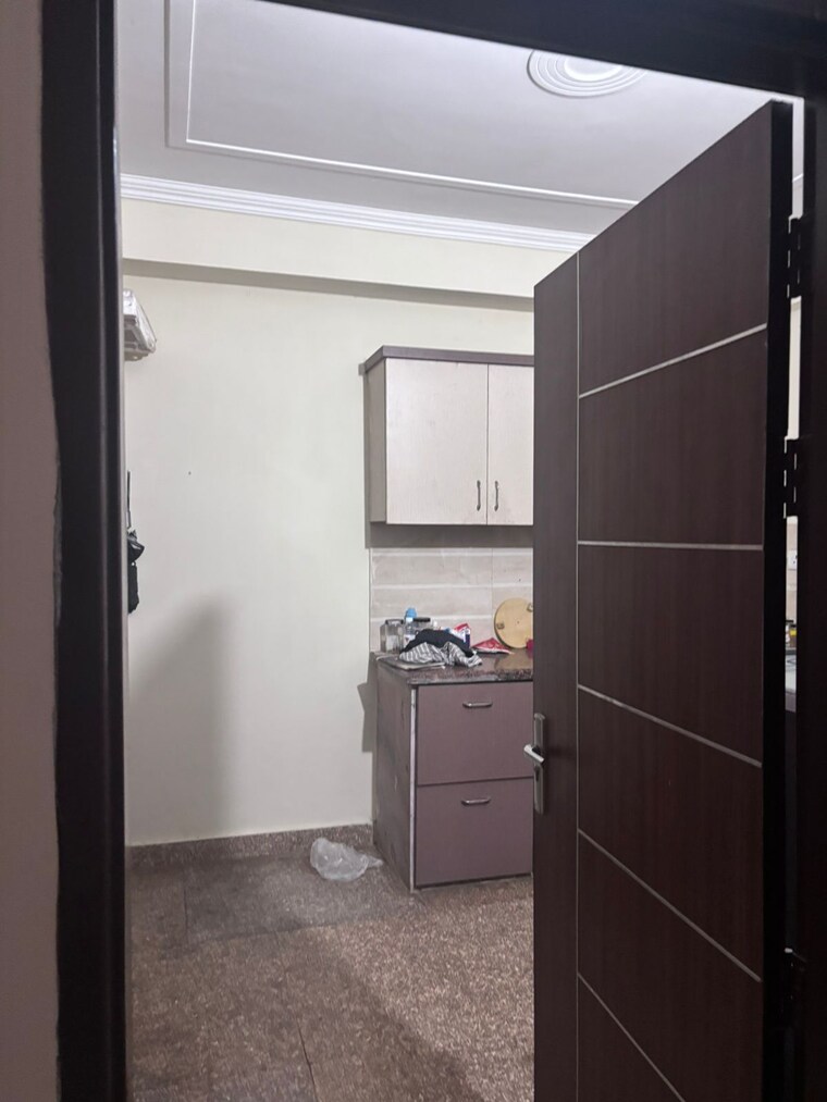 Kitchen, ardee-city 4 Bedroom 1600 Sq.Ft. Builder Floor In Sector 52 Gurgaon 9067447