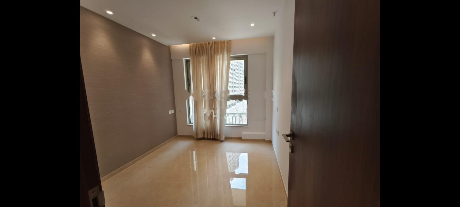 1 BHK 377 Sq.Ft. Apartment in Hiranandani Highland