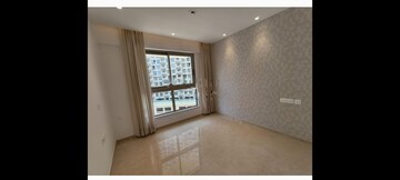 Room in 1 BHK Apartment at Hiranandani Highland, Powai – for Sale