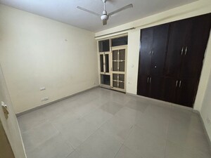Room in 3 BHK Apartment at Lavender Floors, Sector 89 – for Sale