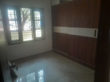 Room in 2 BHK Builder Floor at Ramamurthy Nagar – for Rent