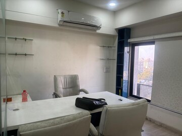  Office Space For Rent in Sun Westbank, Navrangpura