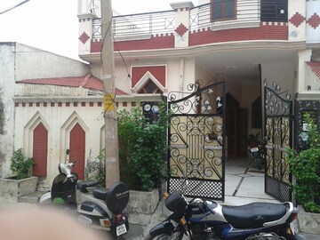 2 BHK Independent House – Exterior View View at Sector 14 - for Rent