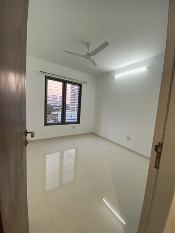Room in 2 BHK Apartment at Ahura Ecopolitan, Punawale – for Rent