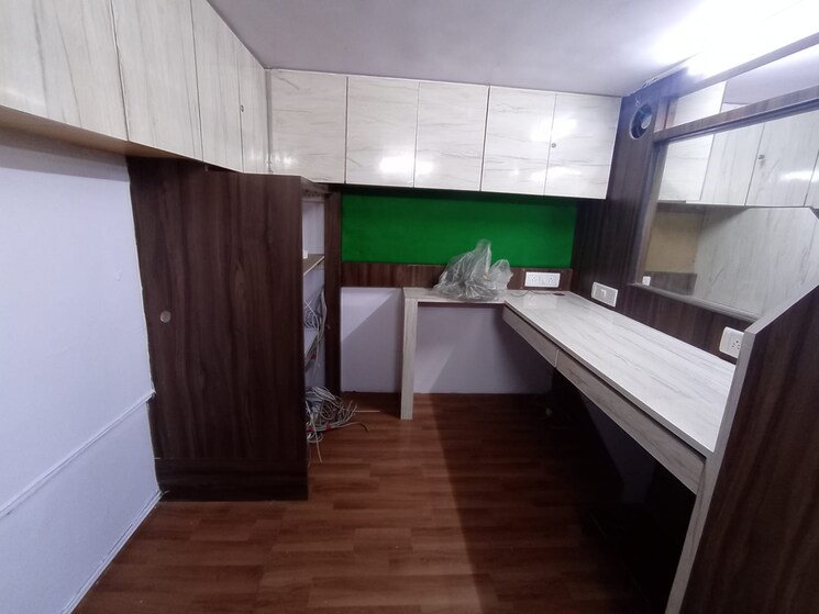 Team Area, haware-fantasia Commercial Office Space 460 Sq.Ft. In Vashi Sector 28 Navi Mumbai 9067635