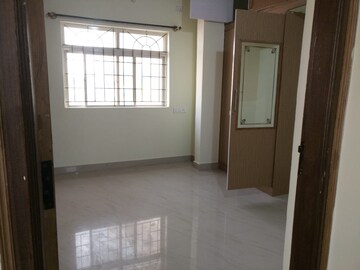 Room in 2 BHK Builder Floor at Nri Layout – for Rent