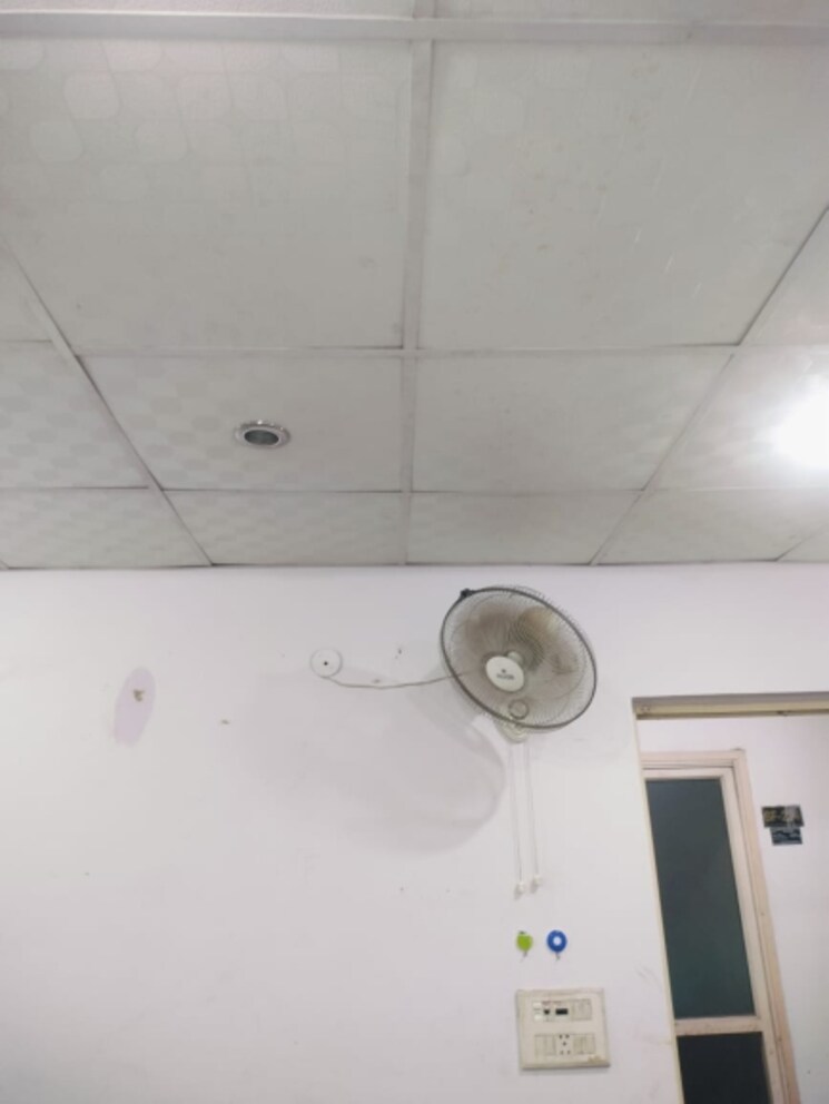 undefined, vasundhara sector 3 Commercial Office Space 200 Sq.Ft. In Vasundhara Sector 3 Ghaziabad 9067658