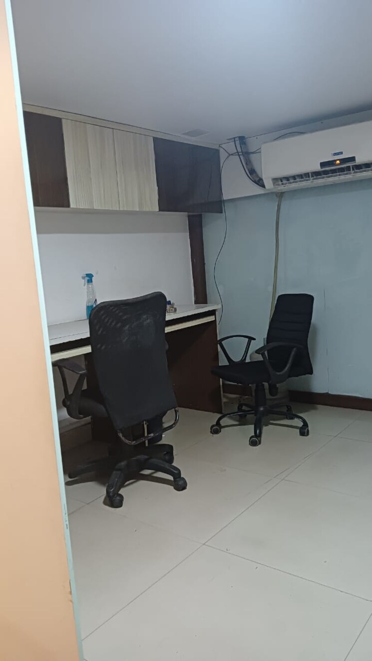 Team Area, haware-fantasia Commercial Office Space 480 Sq.Ft. In Vashi Sector 28 Navi Mumbai 9067648