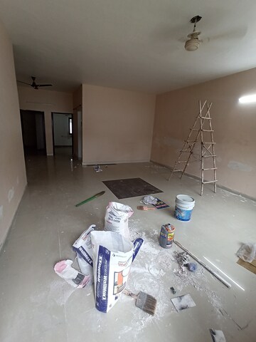 Room in 3 BHK Independent House at Sector 122 – for Rent