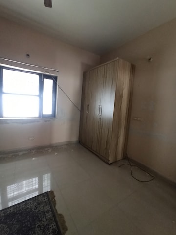 Furnished Amenities in 3 BHK Independent House at Sector 122 – for Rent
