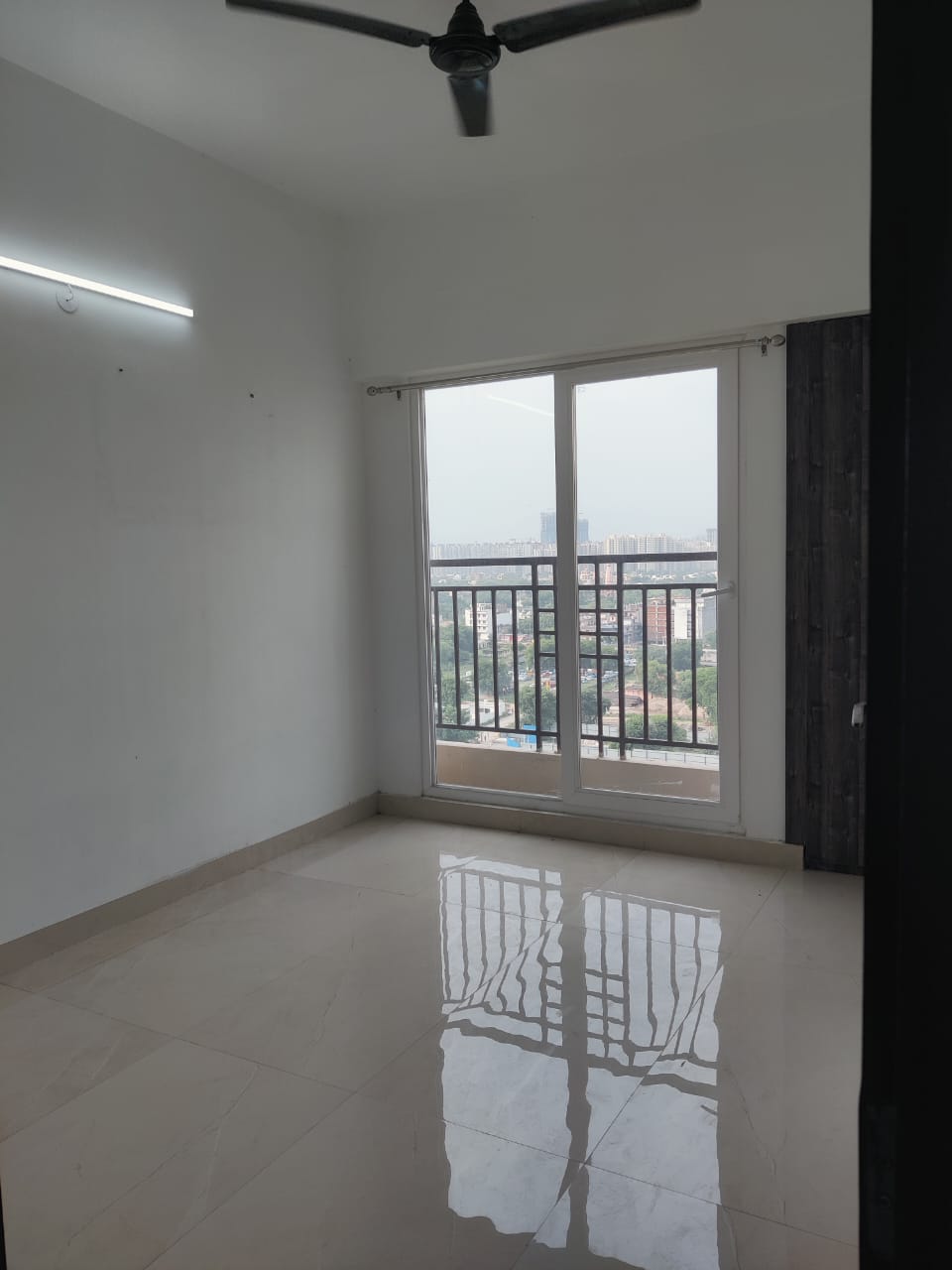 2 BHK Apartment For Rent in Ace Divino