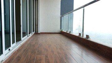 Room in 4 BHK Apartment at Ajmera Treon, Bhakti Park – for Rent