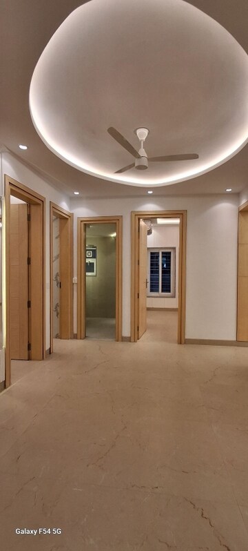 Building Lobby in 4 BHK Apartment at DDA Rosewood Apartments, Vasant Kunj – for Rent