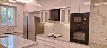 Kitchen in 4 BHK Apartment at DDA Rosewood Apartments, Vasant Kunj – for Rent