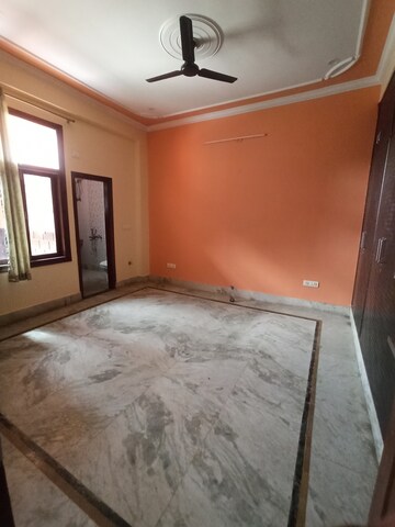 Room in 2 BHK Independent House at Sector 122 – for Rent