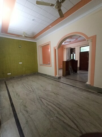 Room in 2 BHK Independent House at Sector 122 – for Rent
