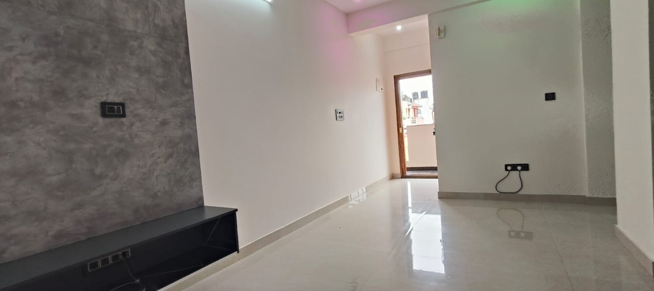 1 BHK Builder Floor For Rent in Narayans Leo