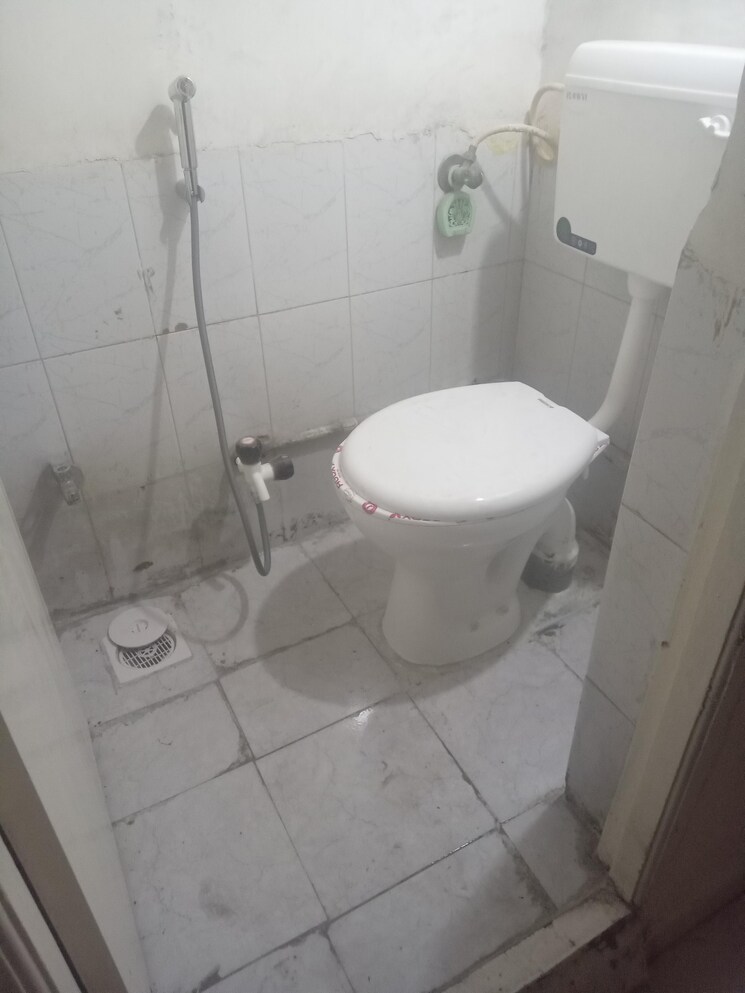 Bathroom, venus-garden 2 Bedroom 800 Sq.Ft. Apartment In Kharadi Pune 9067669