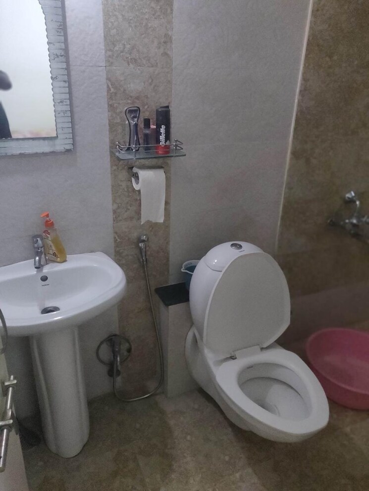 Attached Bathroom, gk-dwarka-sai 2 Bedroom 690 Sq.Ft. Apartment In Rahatani Pune 9067755