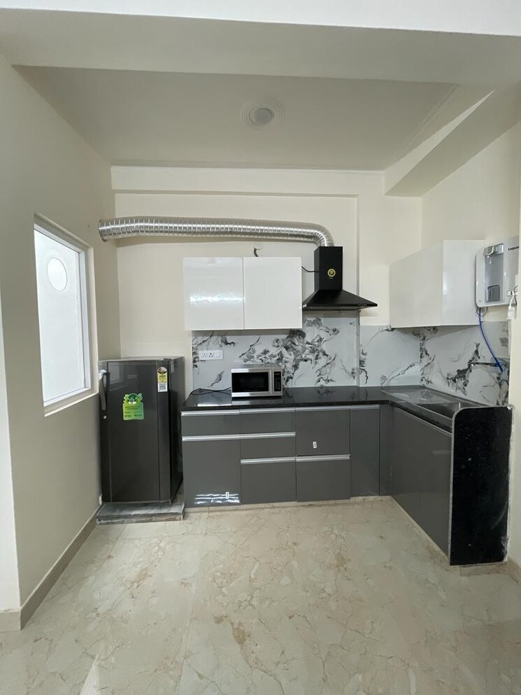 Kitchen, sector 14 2 Bedroom 1725 Sq.Ft. Independent House In Sector 14 Gurgaon 9067762