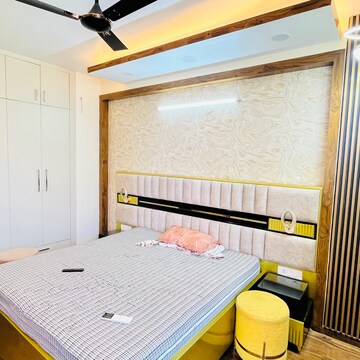 Bedroom in 3 BHK Apartment at Allwin El Spazia, Nagla Road – for Rent