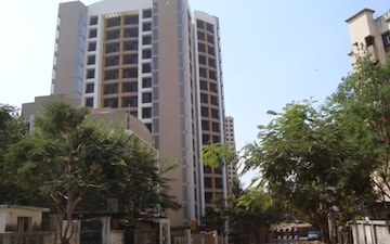 2.5 BHK Apartment For Rent in Riddhi Tower, Malad East