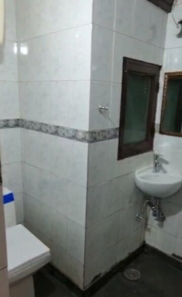 Bathroom in 2 BHK Builder Floor at Old Rajinder Nagar – for Rent