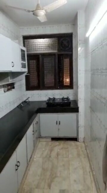 Kitchen in 2 BHK Builder Floor at Old Rajinder Nagar – for Rent
